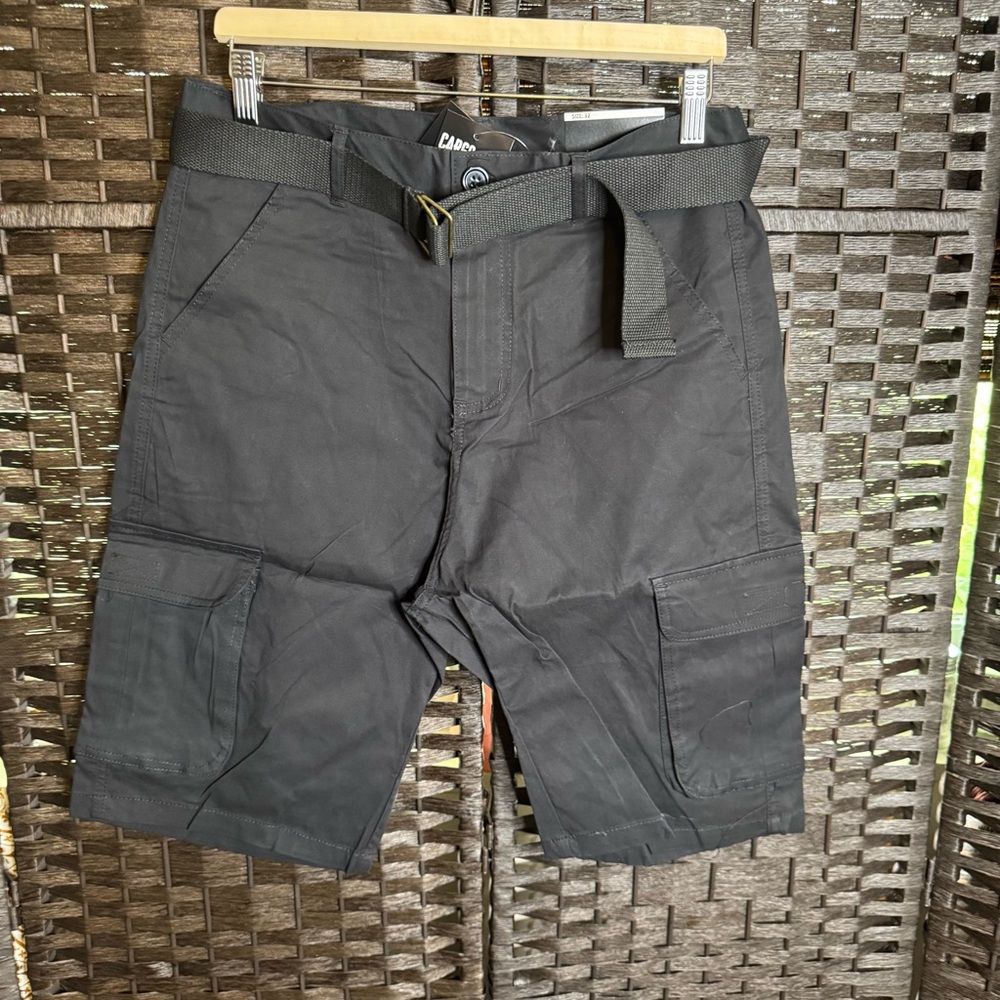 Blu Rock Cargo Short in Black NWT